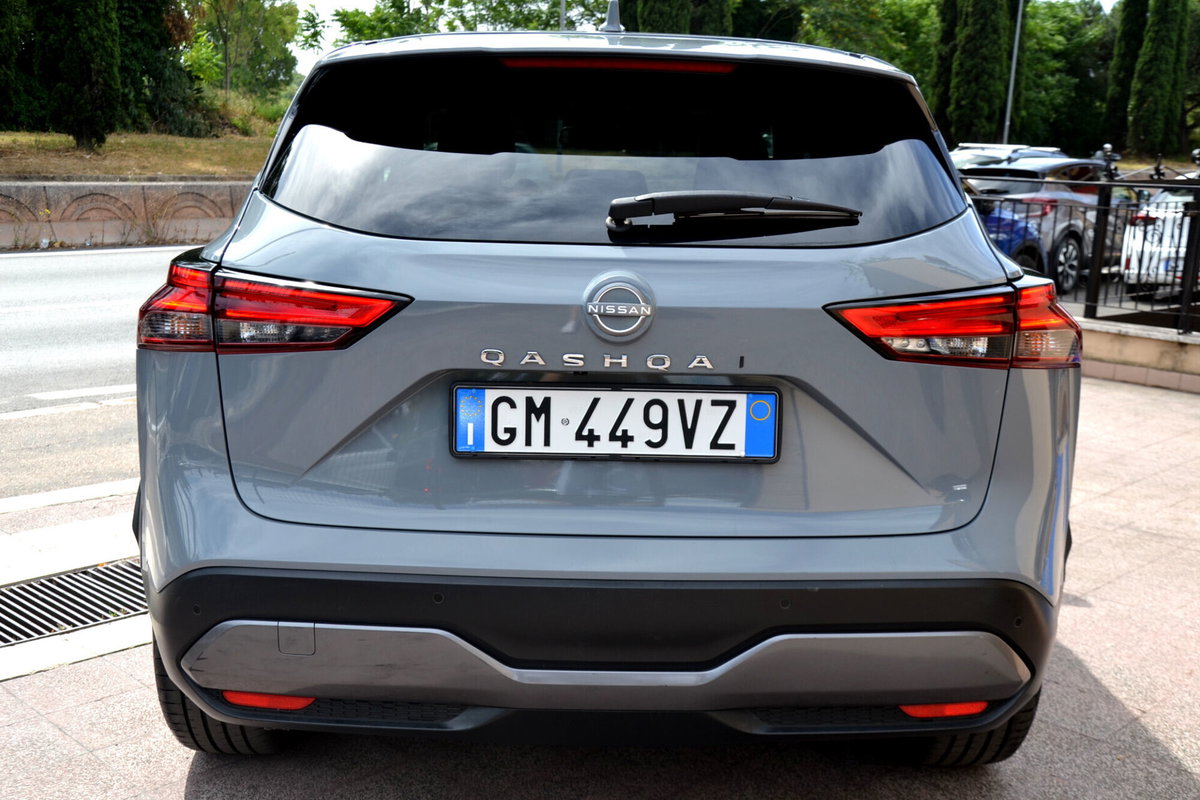 Nissan Qashqai 1.3 mhev N-Connecta 2wd 158cv (15)