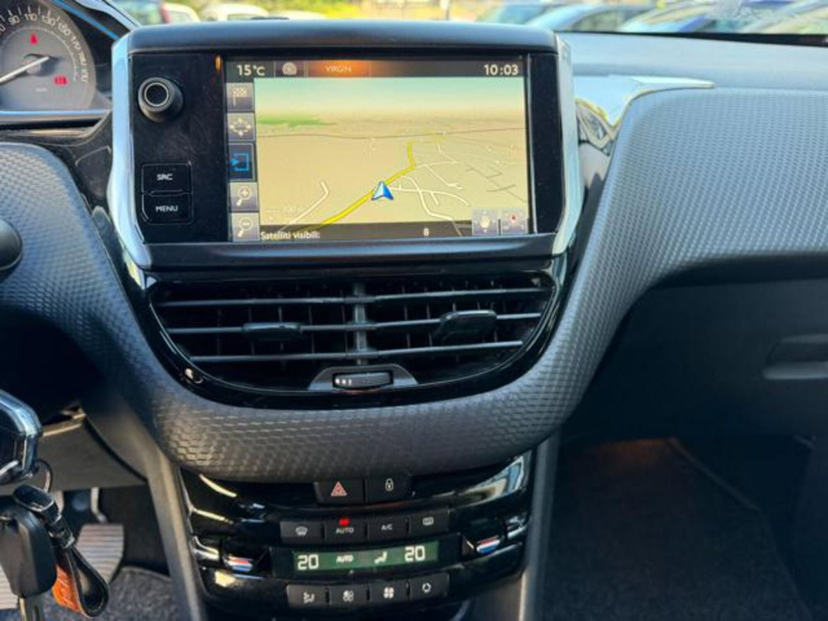 Peugeot 2008 100 Allure (9)