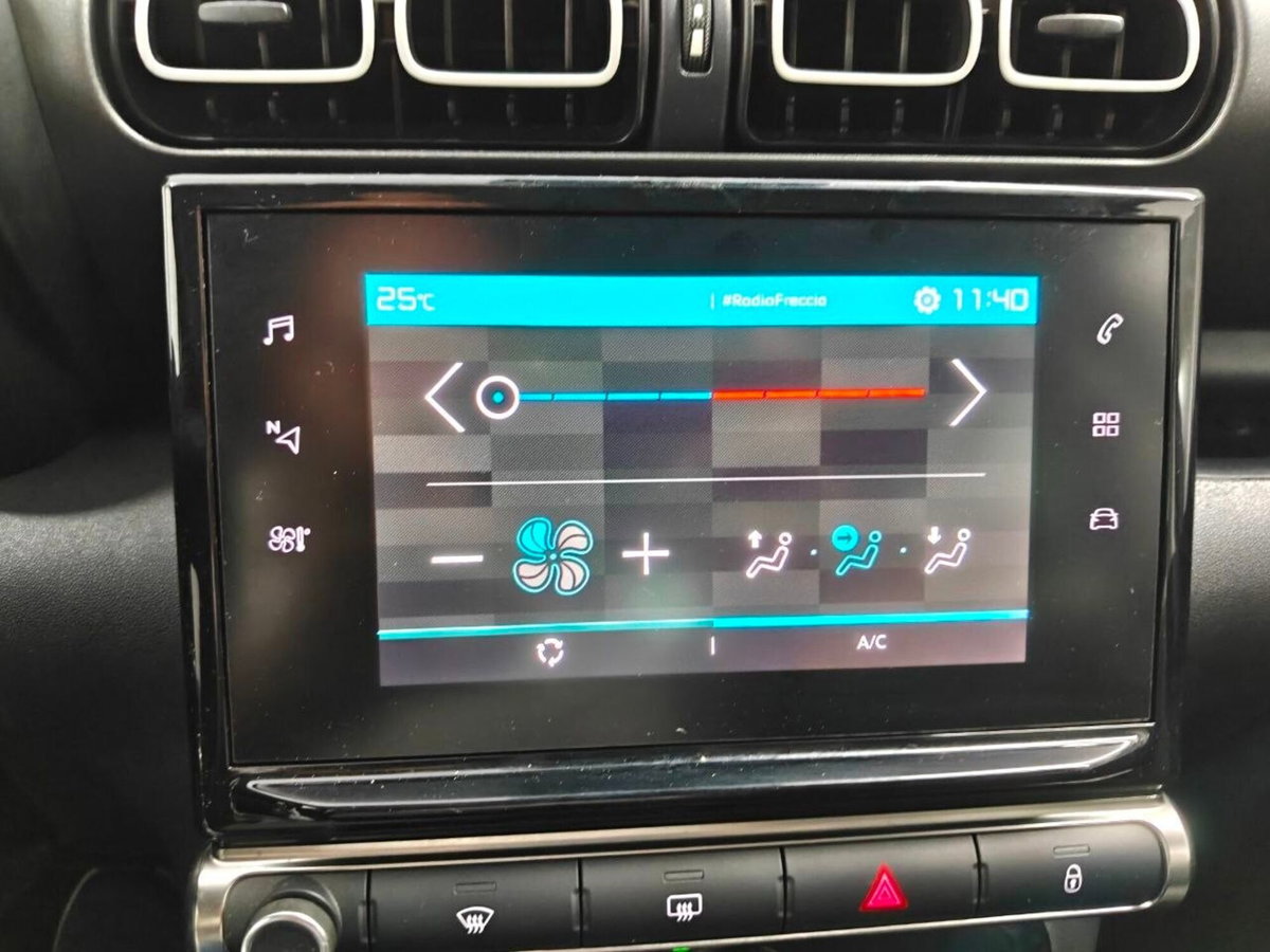 Citroen C3 Aircross BlueHDi 110 S&S Feel (11)