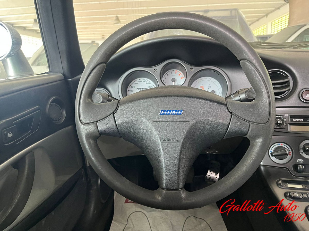 Fiat barchetta 1.8 16V (9)