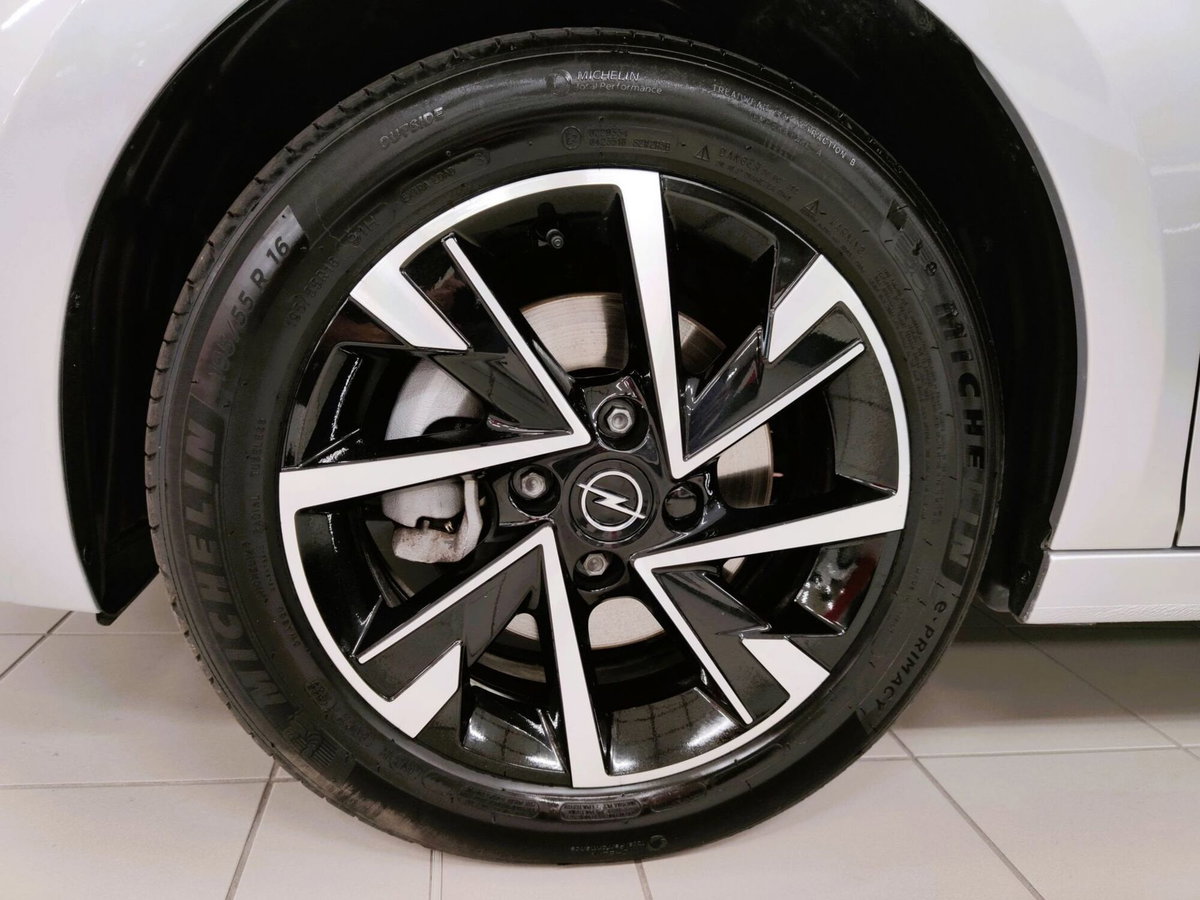 Opel Corsa 1.2 100 CV GS Line (10)