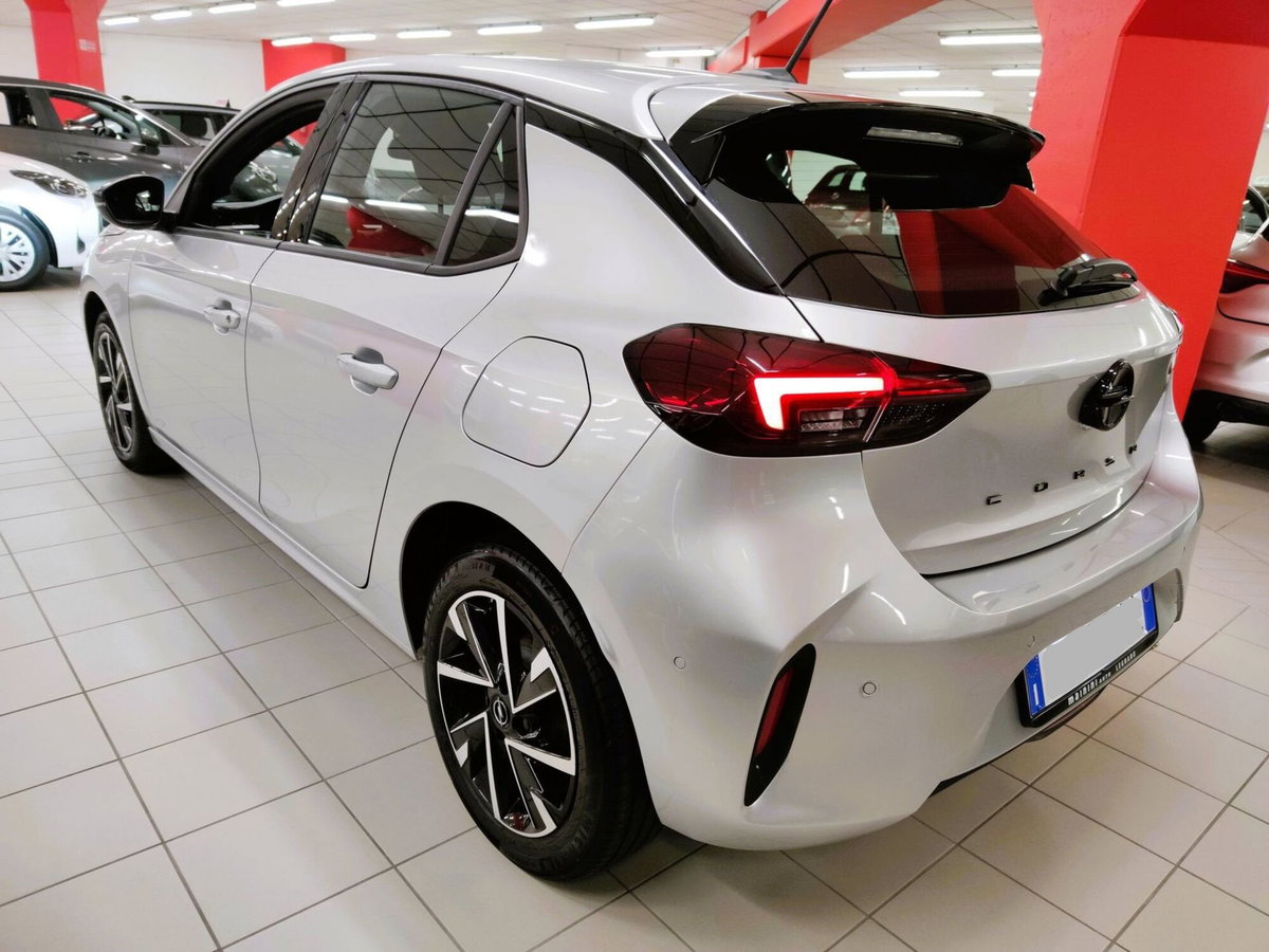 Opel Corsa 1.2 100 CV GS Line (6)