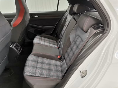 Volkswagen Golf 2.0 TSI GTI (9)
