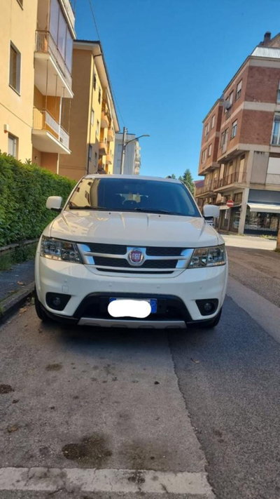 Fiat Freemont 2.0 Mjt 170 CV 4x4 Automatica Lounge (2)