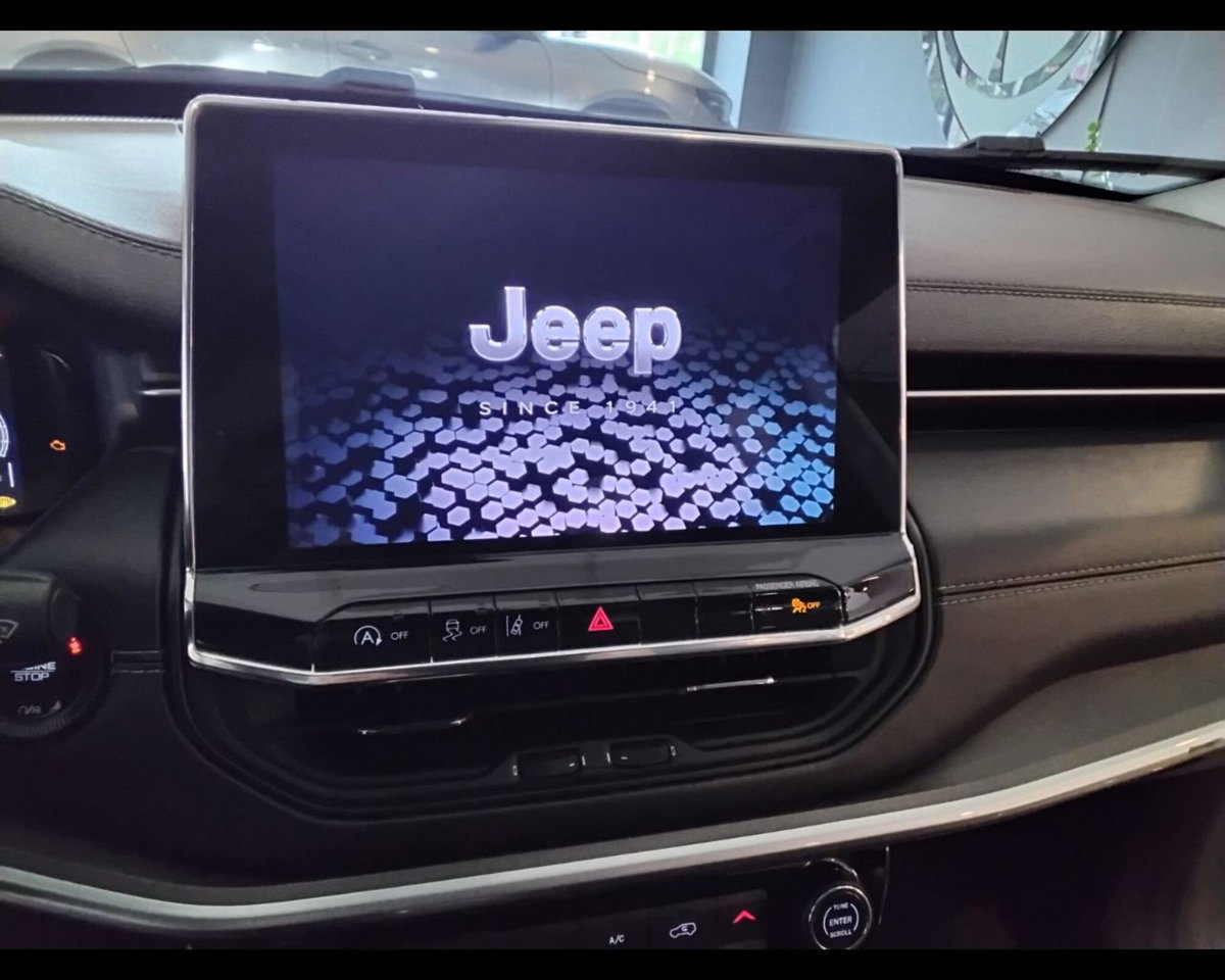 Jeep Compass 1.6 Multijet II 2WD Limited (15)