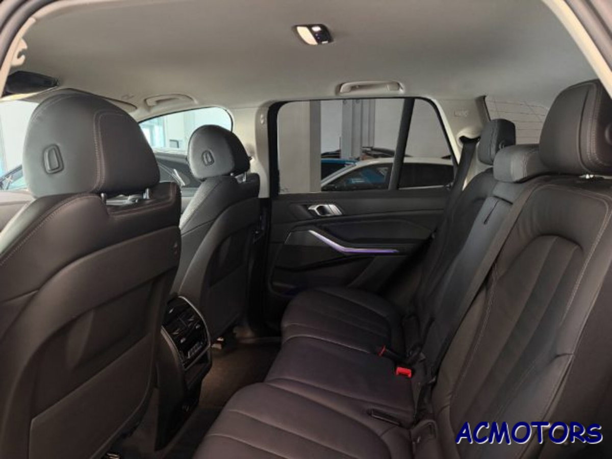 BMW X5 xDrive25d Business (10)
