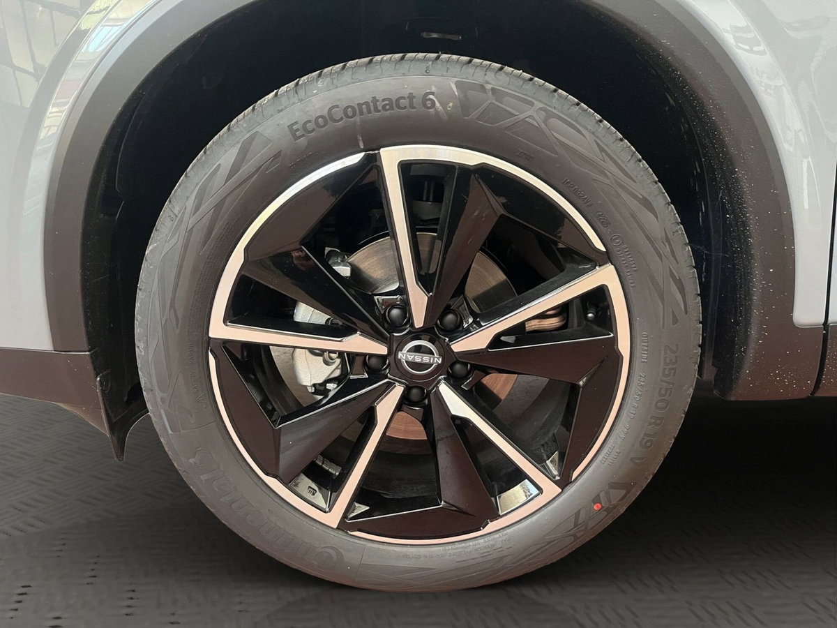 Nissan Qashqai 1.3 mhev Tekna 2wd 158cv xtronic (4)