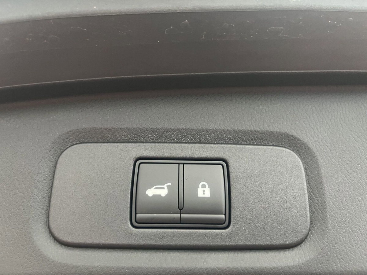 Nissan Qashqai 1.3 mhev Tekna 2wd 158cv xtronic (9)