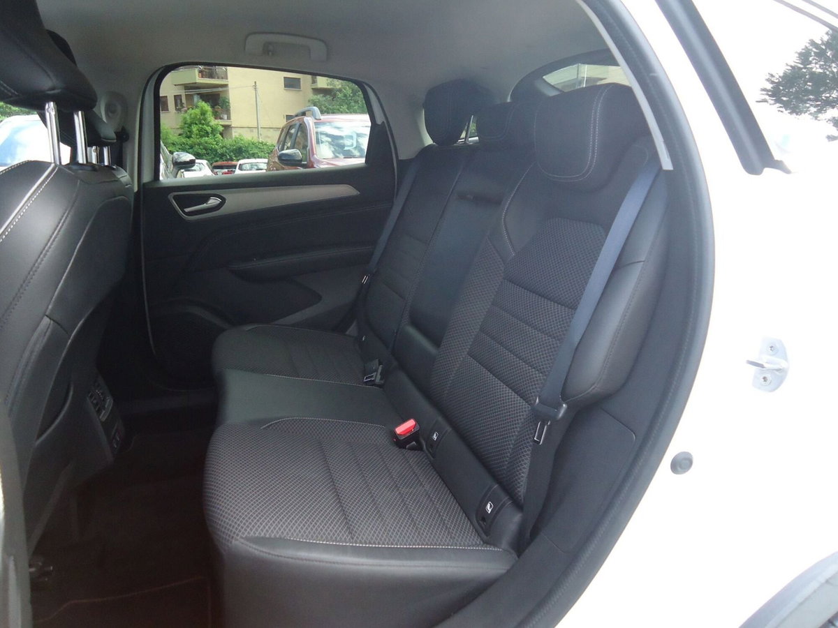 Renault Arkana 1.6 full hybrid Esprit Alpine 145cv (13)
