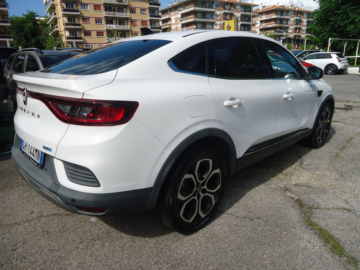 Renault Arkana 1.6 full hybrid Esprit Alpine 145cv (2)