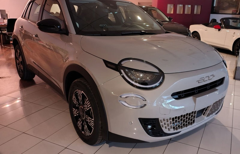 Fiat 600 1.2 hybrid La Prima 110cv auto