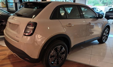Fiat 600 1.2 hybrid La Prima 110cv auto (3)