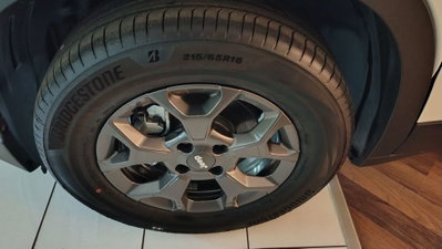 Jeep Avenger 1.2 turbo Longitude fwd 100cv (4)