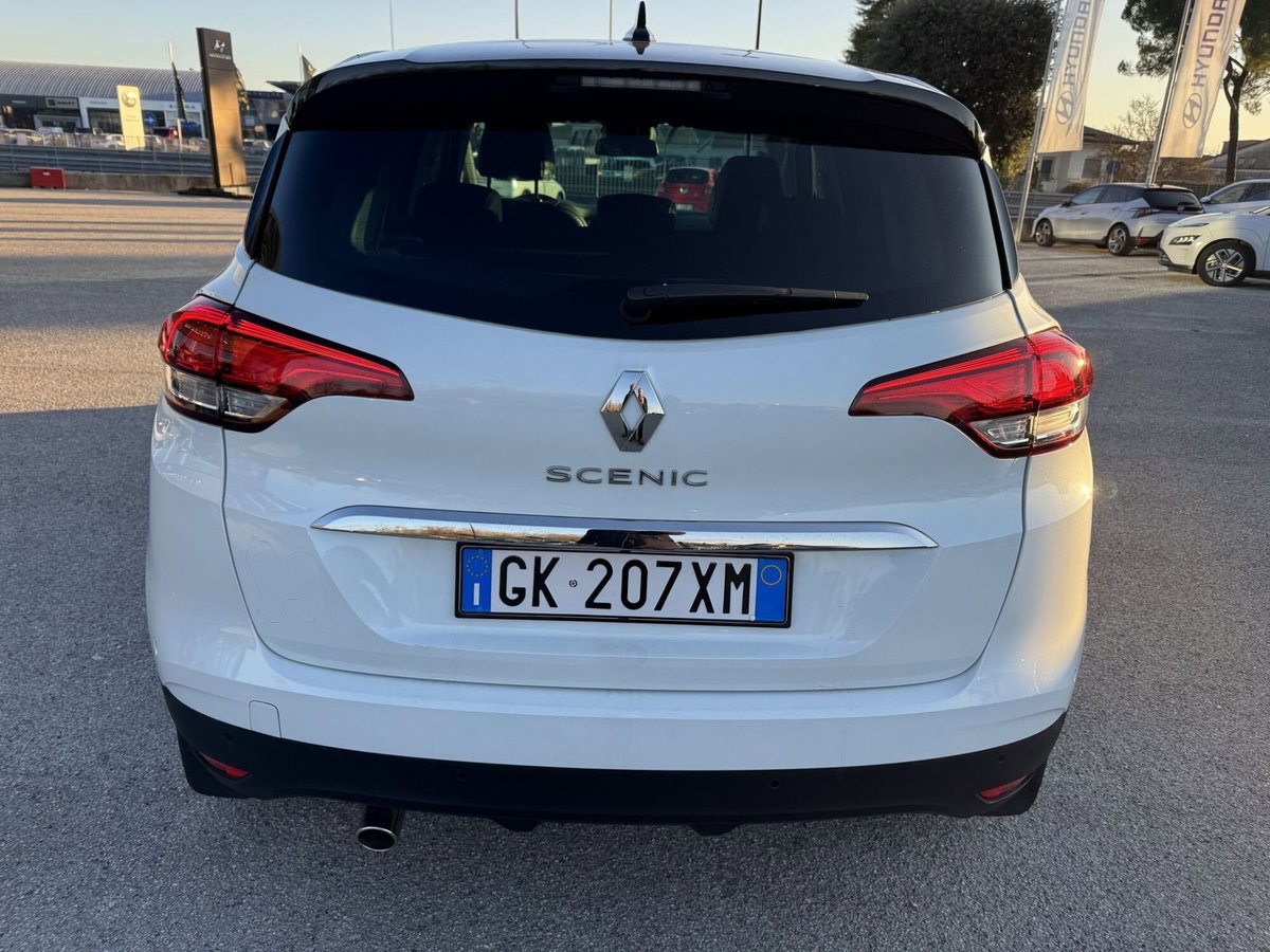 Renault Grand Scénic 1.3 tce Intens 140cv fap (4)