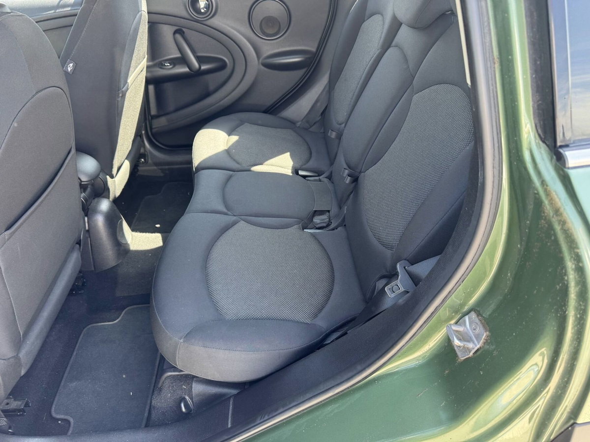MINI Mini Countryman 1.6 Cooper D Countryman (12)