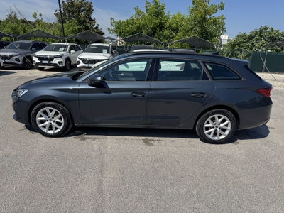 SEAT Leon ST Sportstourer 1.5 eTSI 150 CV DSG Business (2)