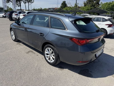 SEAT Leon ST Sportstourer 1.5 eTSI 150 CV DSG Business (3)