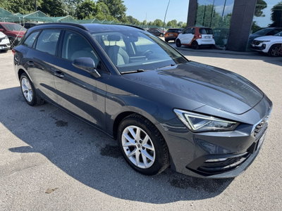 SEAT Leon ST Sportstourer 1.5 eTSI 150 CV DSG Business (7)