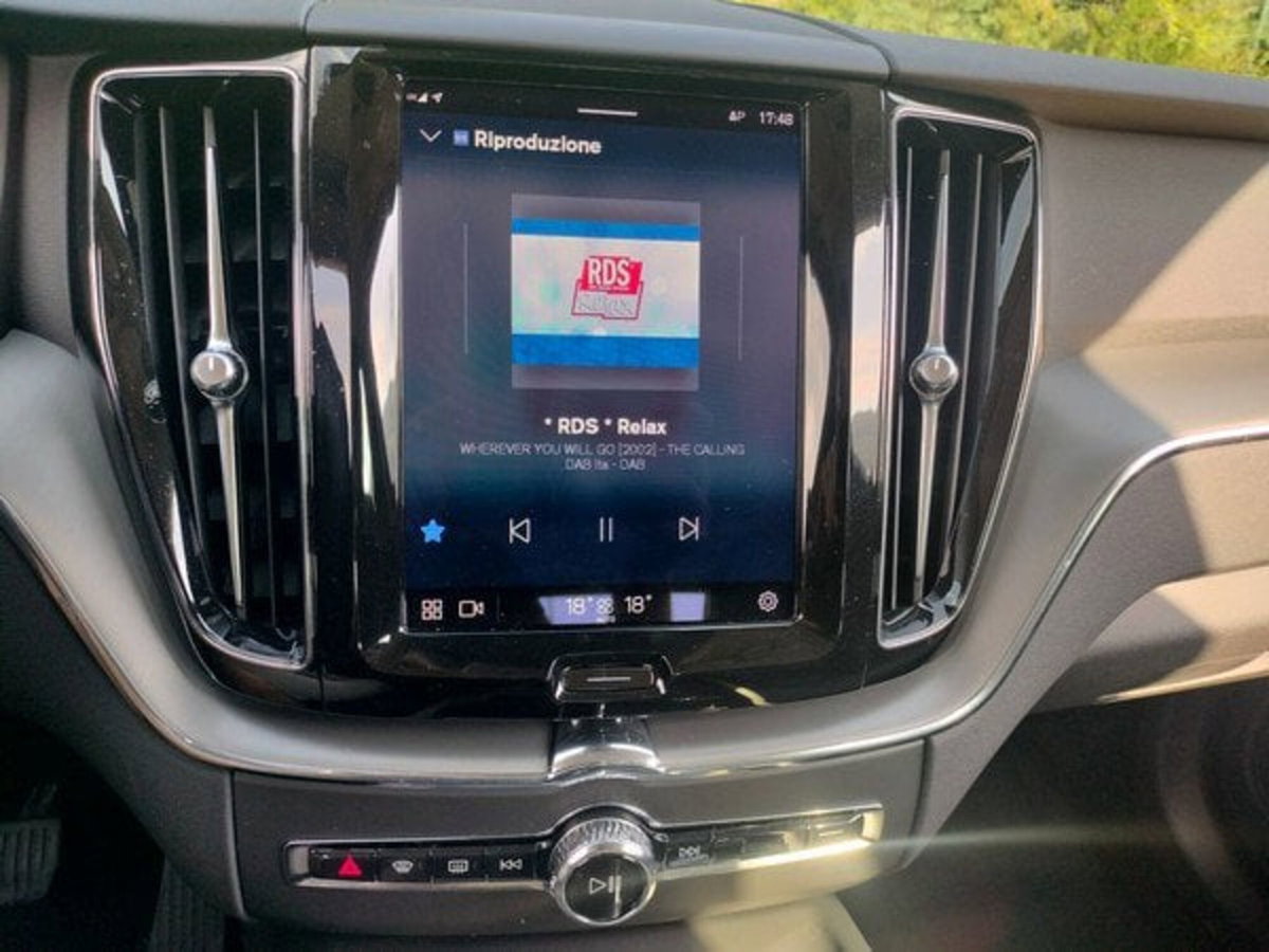 Volvo XC60 B4 automatico Core (17)