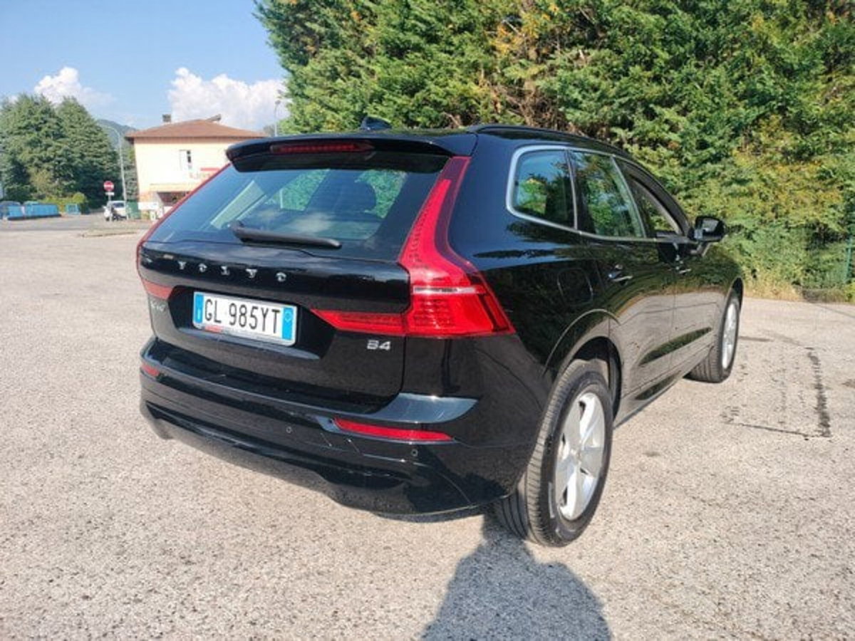 Volvo XC60 B4 automatico Core (6)