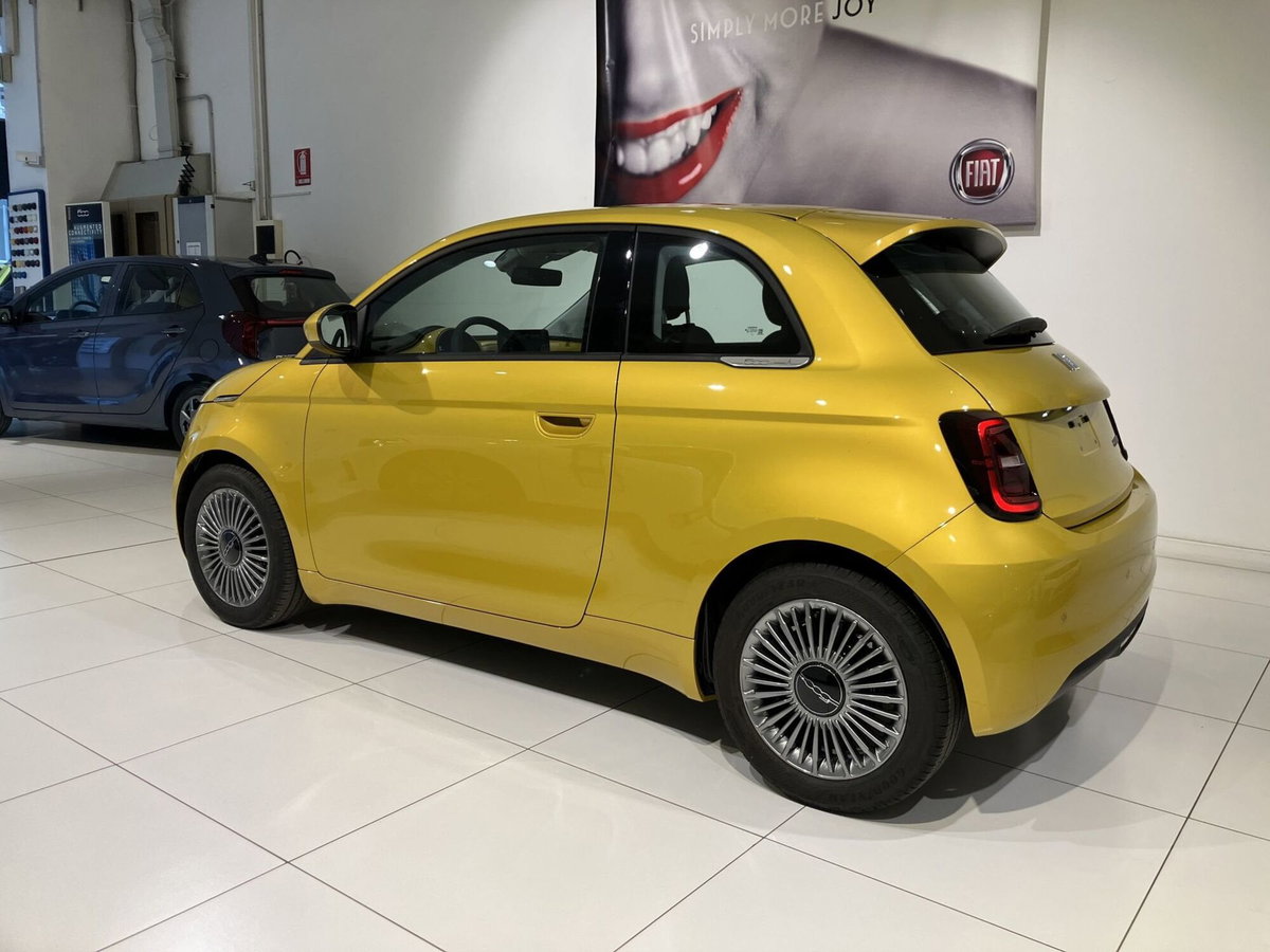 Fiat 500 1.0 hybrid Icon (4)