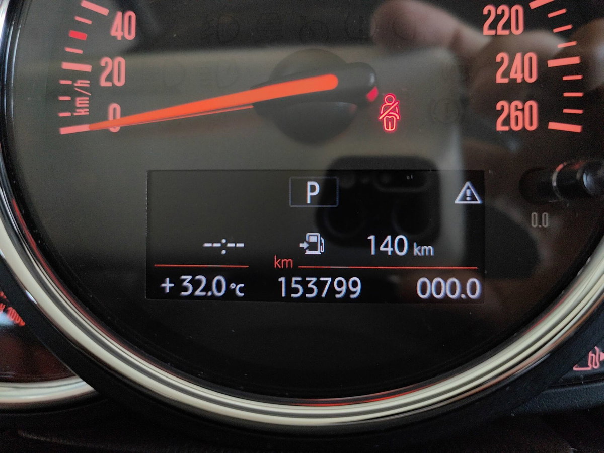 MINI Mini 1.5 Cooper D (10)