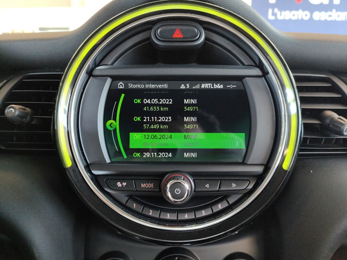 MINI Mini 1.5 Cooper D (13)