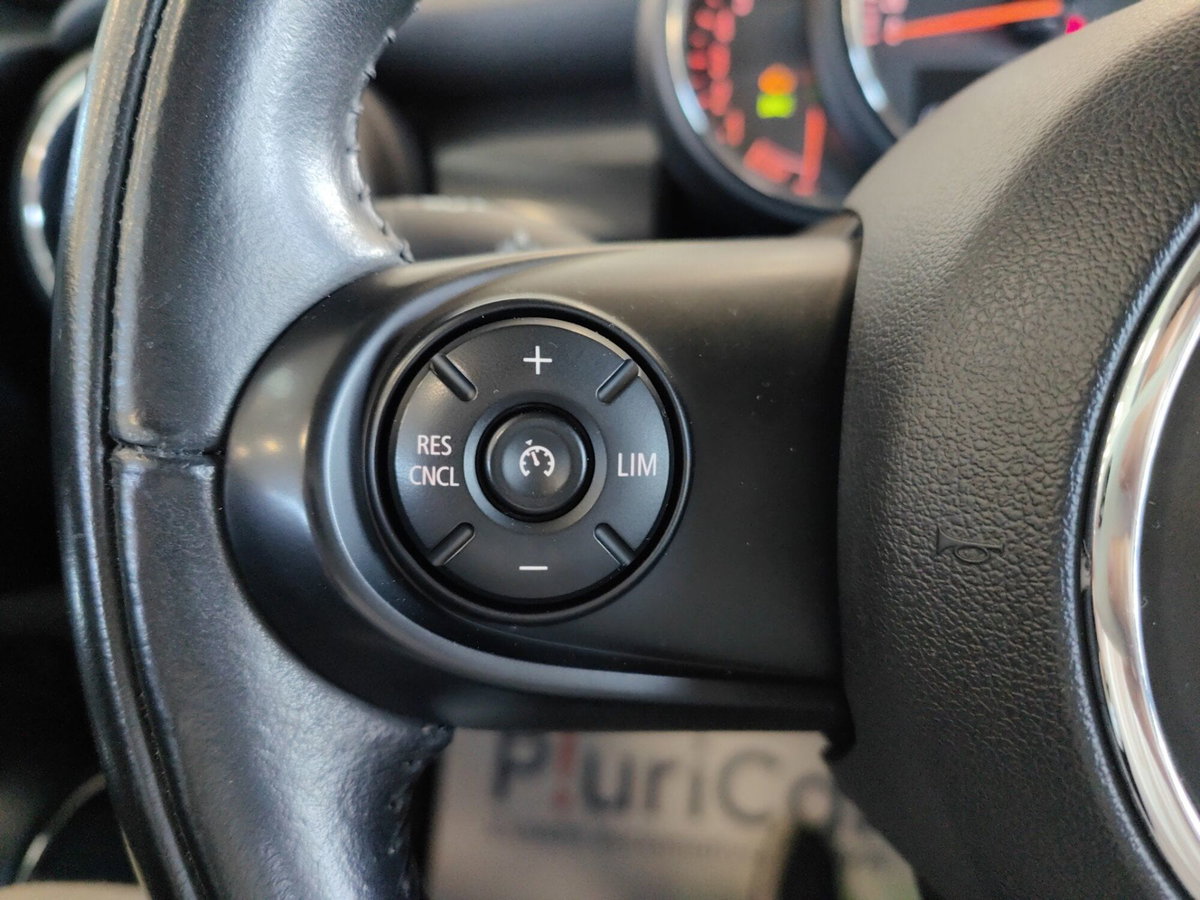 MINI Mini 1.5 Cooper D (16)