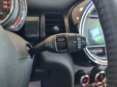 MINI Mini 1.5 Cooper D (17)