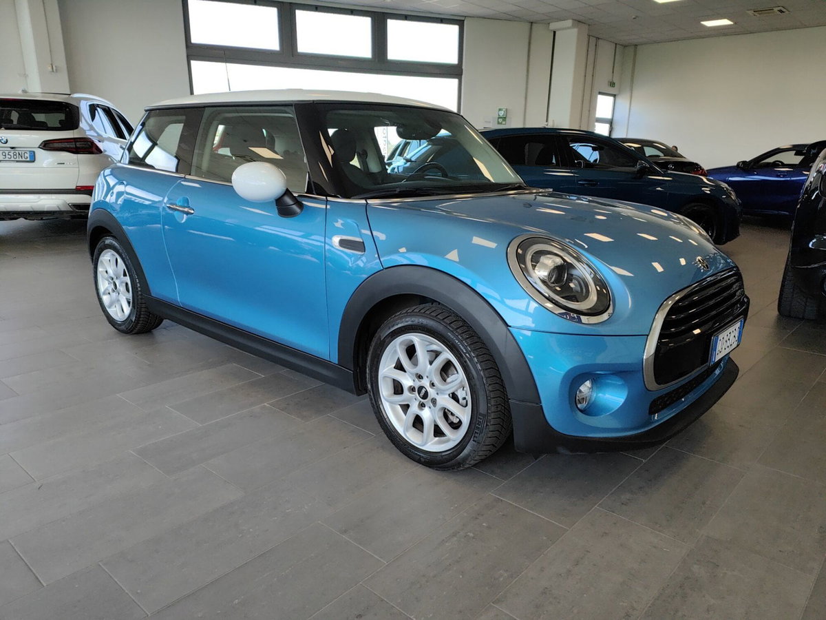 MINI Mini 1.5 Cooper D (2)
