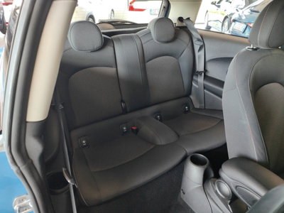 MINI Mini 1.5 Cooper D (6)