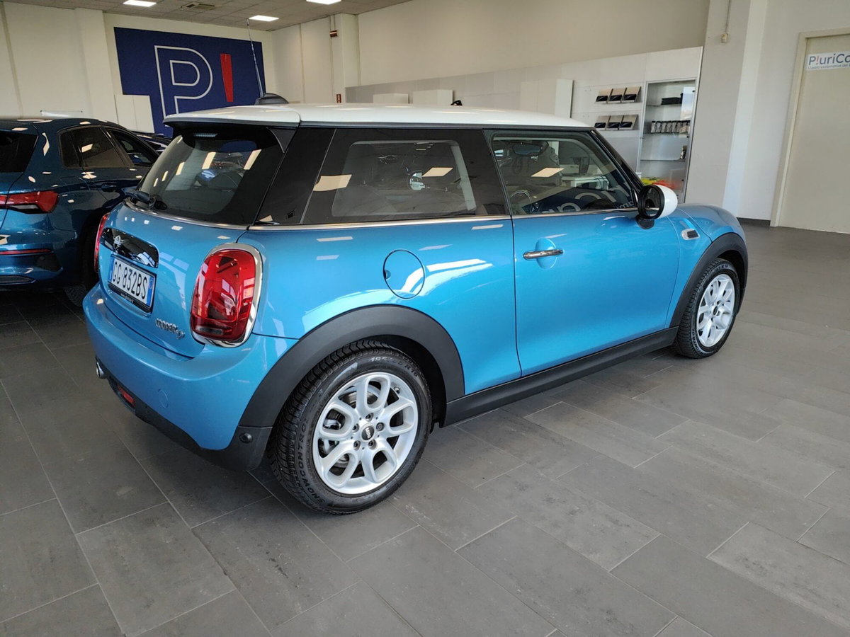 MINI Mini 1.5 Cooper D (8)