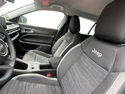 Jeep Avenger 1.2 turbo e-hybrid mhev Altitude fwd 110cv edct6 (5)