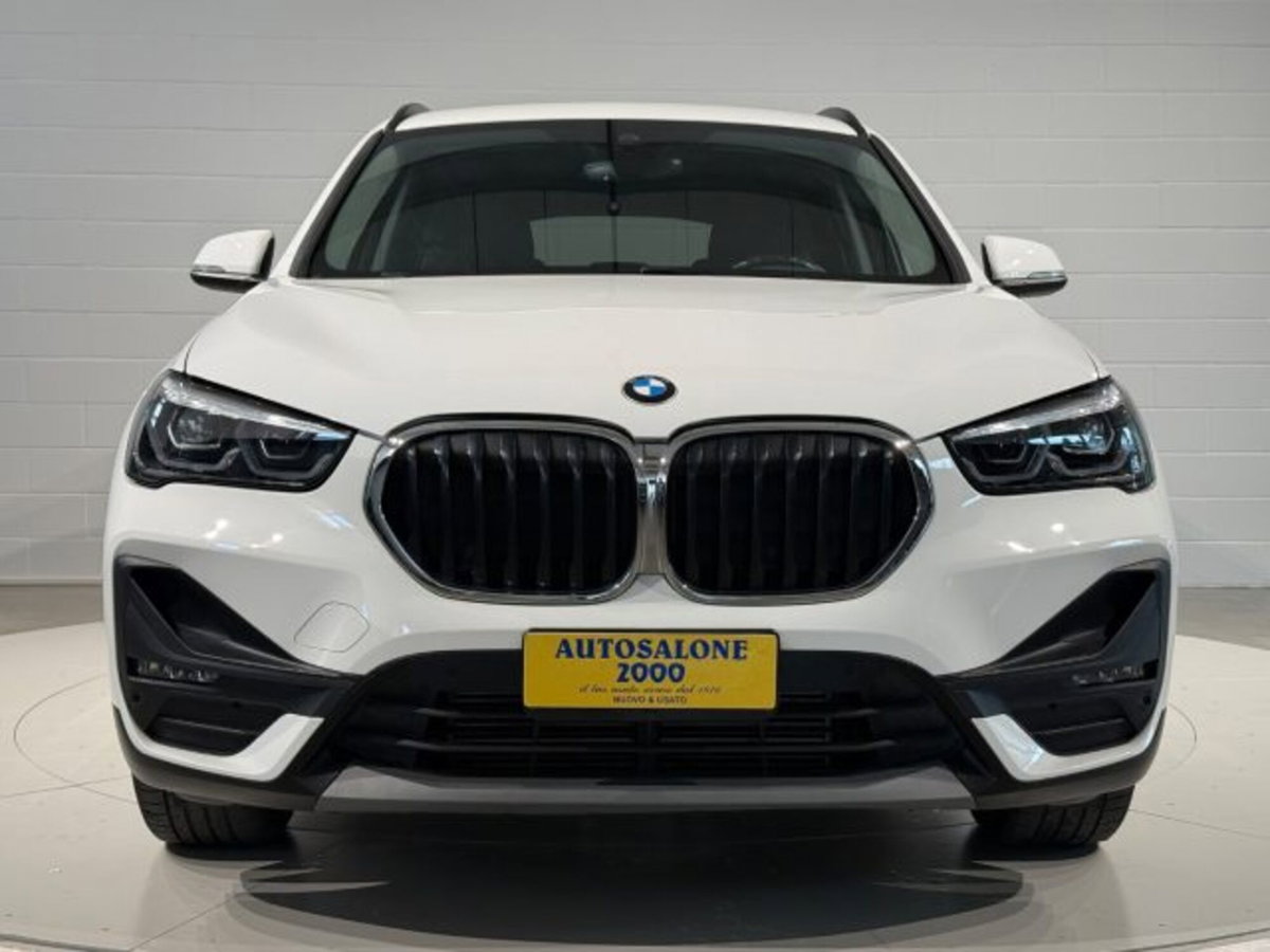 BMW X1 sDrive 18d Msport (8)
