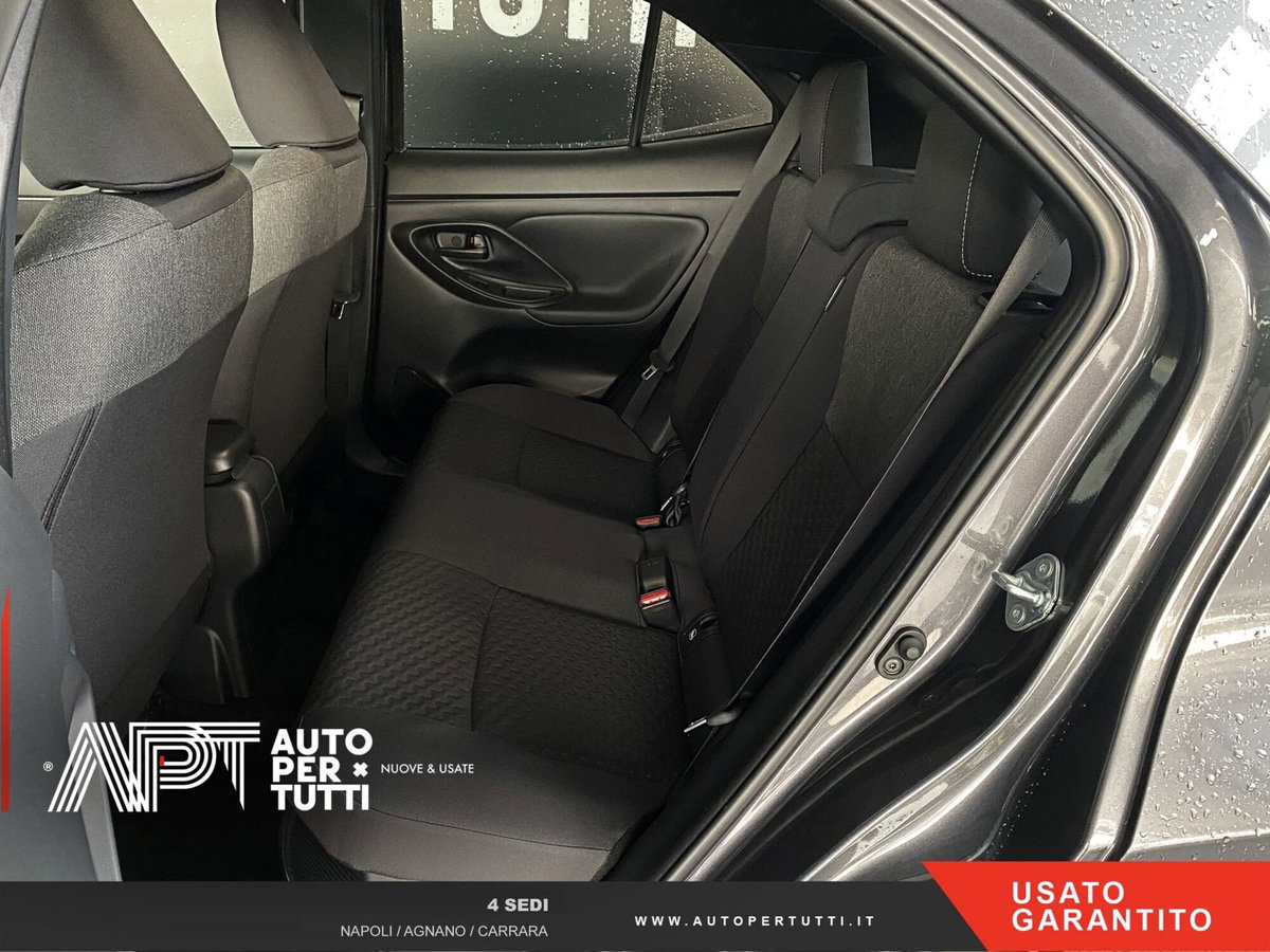 Toyota Yaris Cross 1.5h GR Sport Black Sky fwd 116cv e-cvt (15)