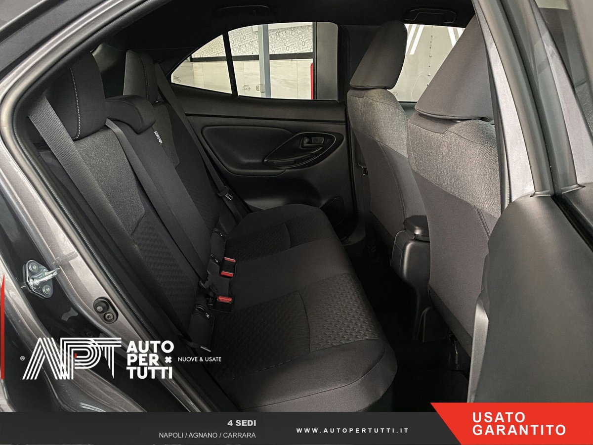Toyota Yaris Cross 1.5h GR Sport Black Sky fwd 116cv e-cvt (16)