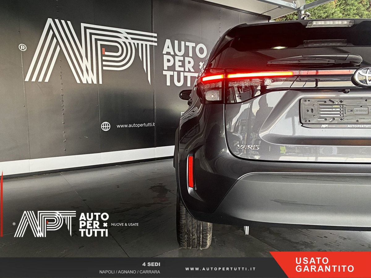 Toyota Yaris Cross 1.5h GR Sport Black Sky fwd 116cv e-cvt (20)