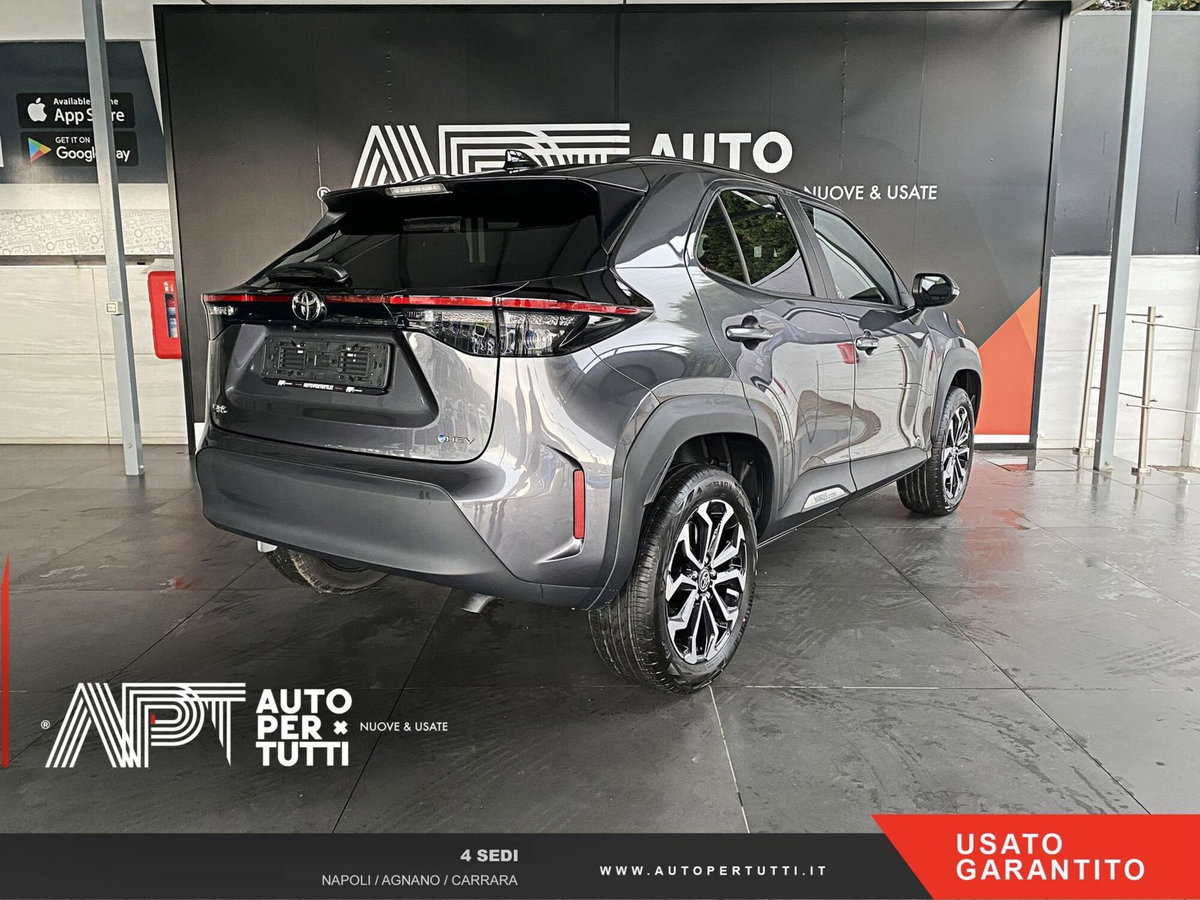 Toyota Yaris Cross 1.5h GR Sport Black Sky fwd 116cv e-cvt (4)