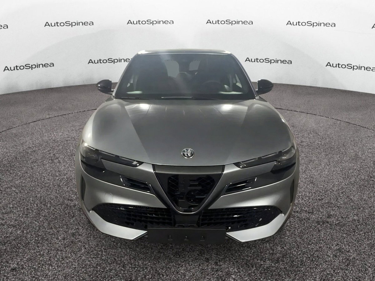 Alfa Romeo Junior 1.2 ibrida Sport Speciale 145cv edct6 (2)
