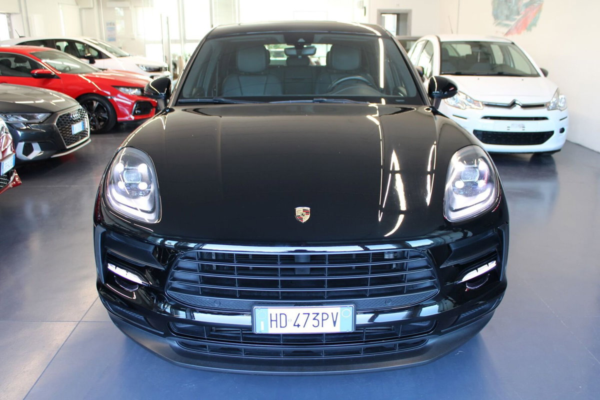 Porsche Macan 2.0 (2)
