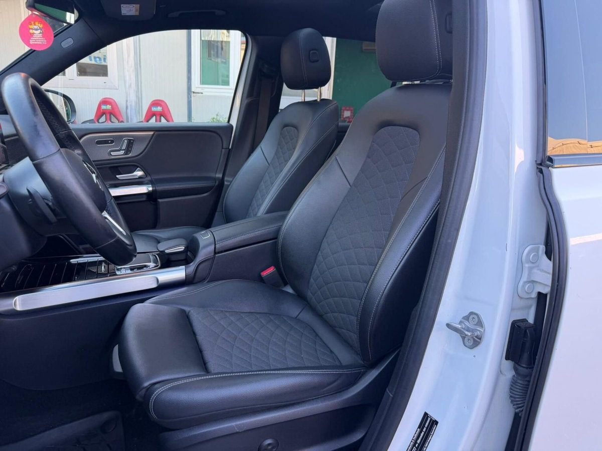 Mercedes-Benz GLB 200 d AMG Line Advanced Plus Final Edition auto (14)