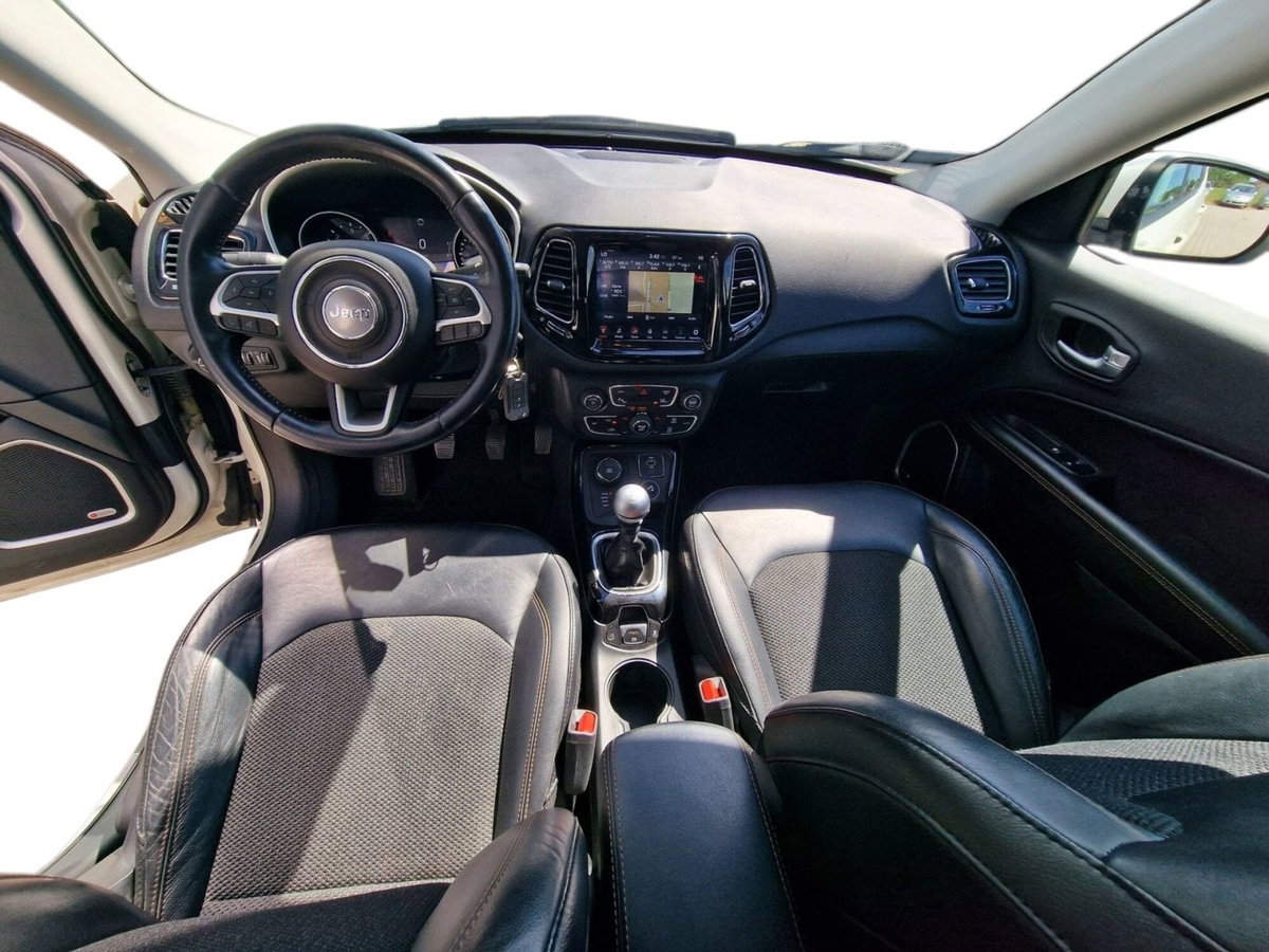 Jeep Compass 2.0 Multijet II 4WD Limited (13)