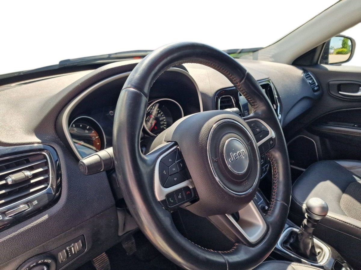Jeep Compass 2.0 Multijet II 4WD Limited (16)