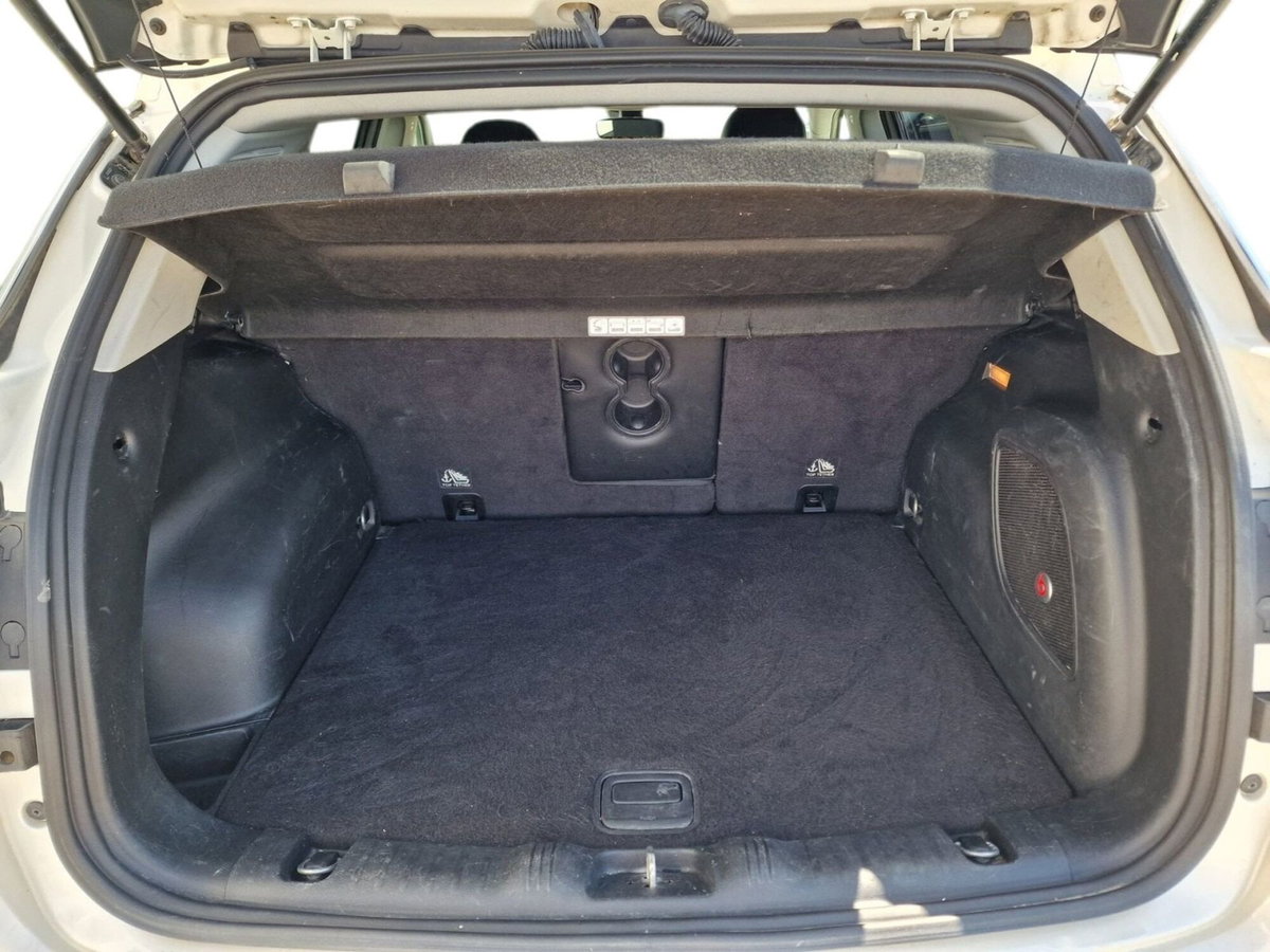 Jeep Compass 2.0 Multijet II 4WD Limited (8)