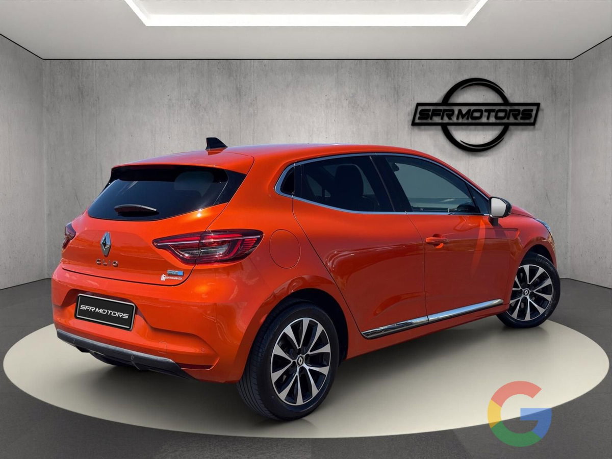 Renault Clio Full Hybrid E-Tech 145 CV 5 porte Techno (4)