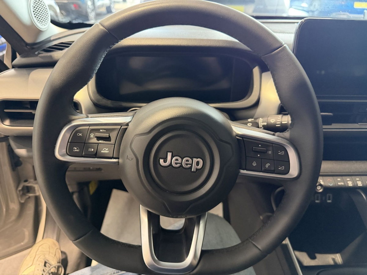 Jeep Avenger 1.2 turbo Summit fwd 100cv (8)
