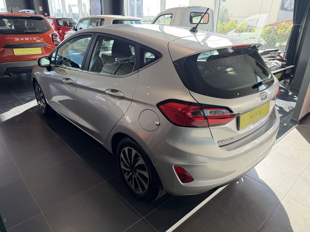 Ford Fiesta 1.0 Ecoboost Hybrid 125 CV 5 porte Titanium (4)