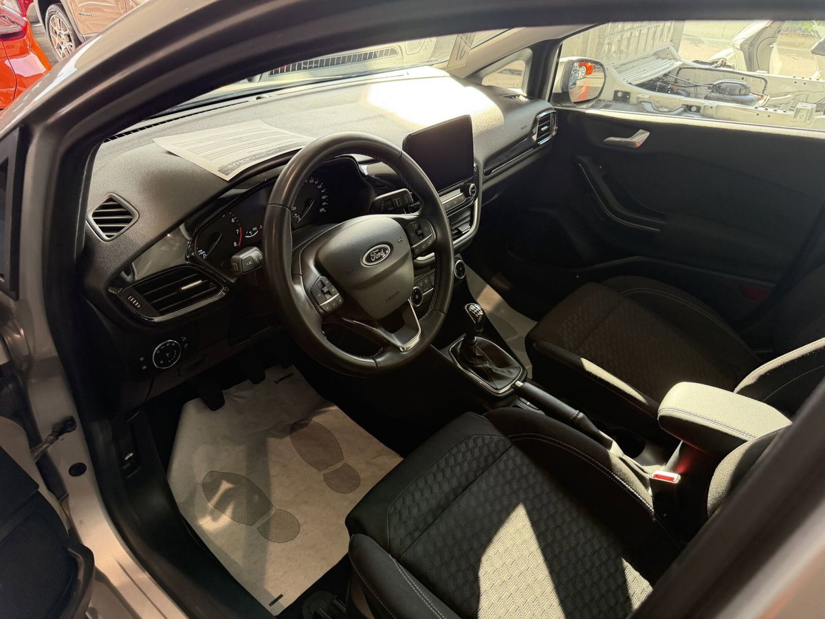 Ford Fiesta 1.0 Ecoboost Hybrid 125 CV 5 porte Titanium (5)