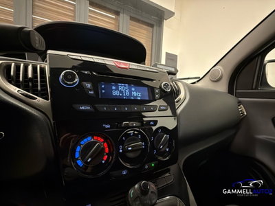 Lancia Ypsilon 1.2 69 CV 5 porte GPL Ecochic Alberta Ferretti (16)