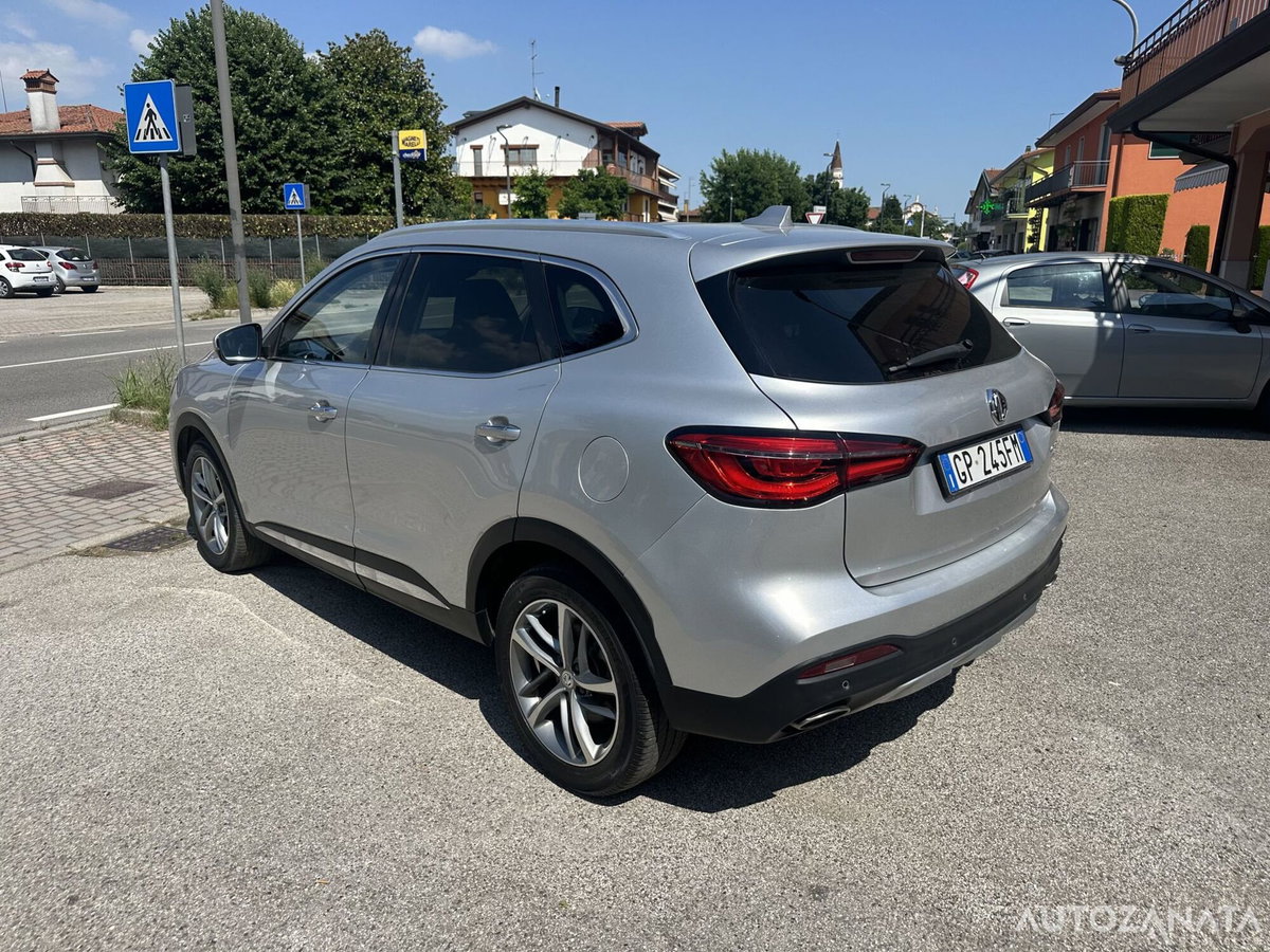 Mg EHS Plug-in Hybrid Exclusive (4)